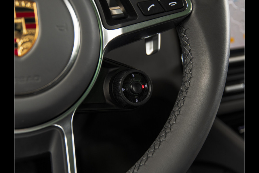 Porsche Cayenne 3.0 E-Hybrid SPORTDESIGN-PANO-21"-BOSE