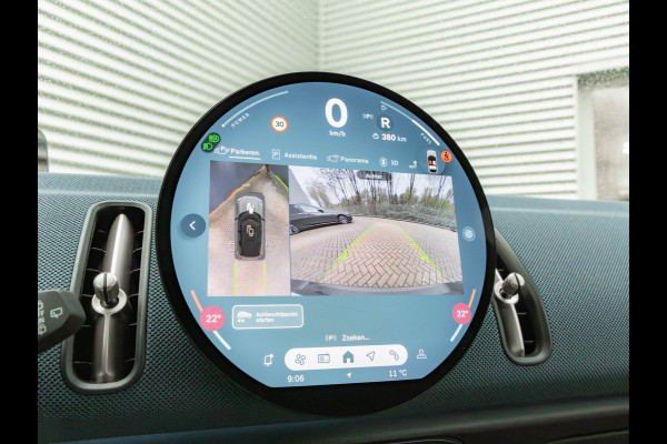 MINI Countryman 1.5 C Favoured - XL Pakket - Pano - Trekhaak - Memoryzetel