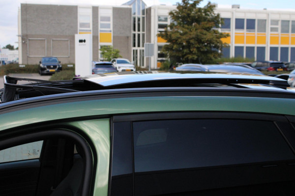 Ford Kuga 2.5 FHEV ST-Line X 190pk | Driver Assistance Pack | Winterpack | Panoramadak | Technology Pack | Geen Stekker nodig | All Season banden