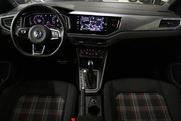 Volkswagen Polo 2.0 TSI GTI PANO/CAM/CARPLAY/STOELVER/NAVI/VOLL