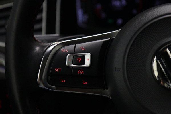 Volkswagen Polo 2.0 TSI GTI PANO/CAM/CARPLAY/STOELVER/NAVI/VOLL
