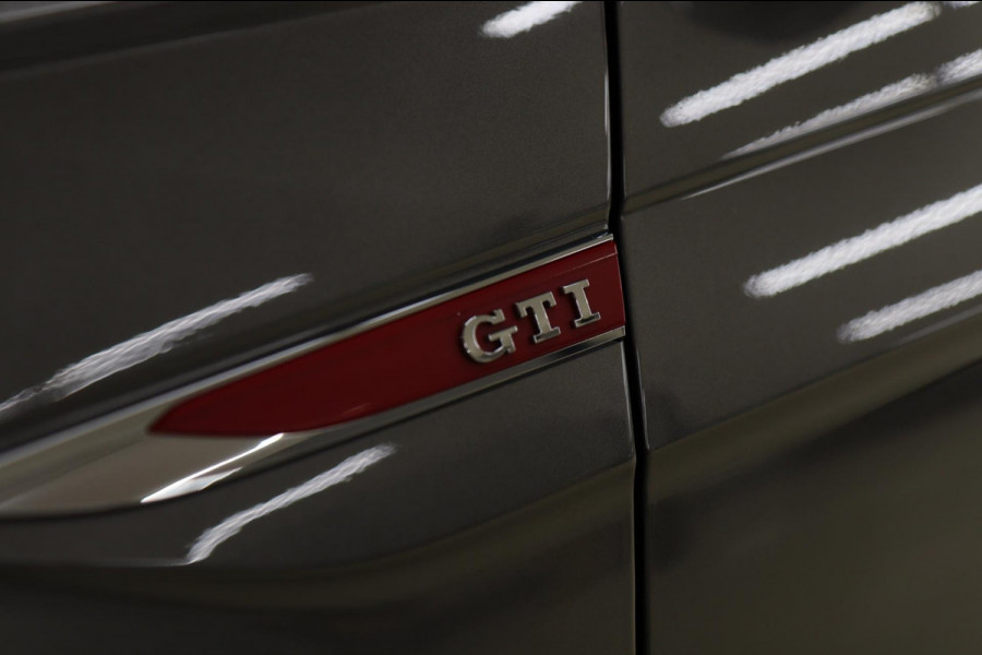 Volkswagen Polo 2.0 TSI GTI PANO/CAM/CARPLAY/STOELVER/NAVI/VOLL