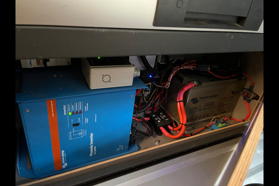 Mercedes-Benz Vito Servicewagen 116 CDI 163pk euro6 LANG L2H1 BOTT inrichting Victron V230 Trekhaak Rijklaarprijs!