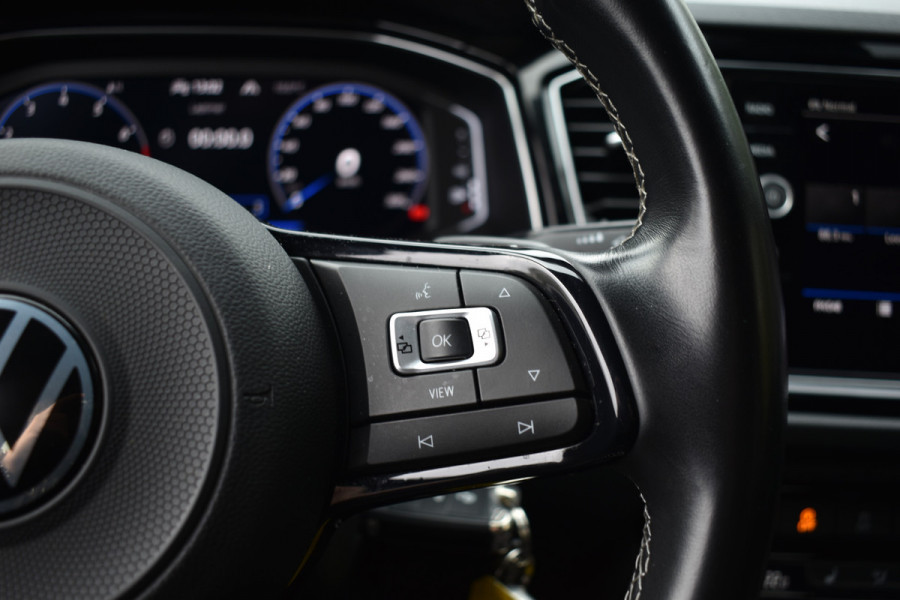 Volkswagen T-Roc R 2.0 TSI 300PK DSG 4MOTION R-SPORT LEDER/CAMERA/NAVI/VIRTUAL