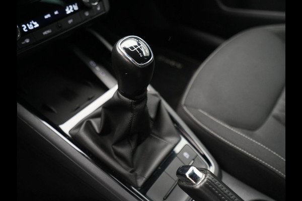 Škoda Kamiq 1.0 TSI 115pk Sport Business Navi via app Wegkl. trekhaak Stoelverwarming Clima 65