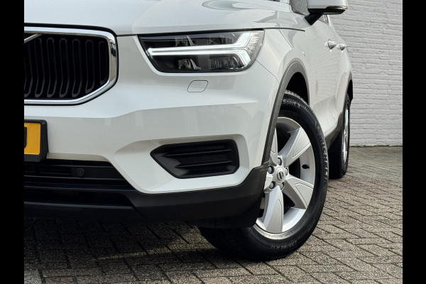 Volvo XC40 1.5 T3 Adaptive cruise Climate control Stoelverwarming Navigatie LED koplampen parkeersensor achter