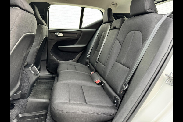 Volvo XC40 1.5 T3 Adaptive cruise Climate control Stoelverwarming Navigatie LED koplampen parkeersensor achter