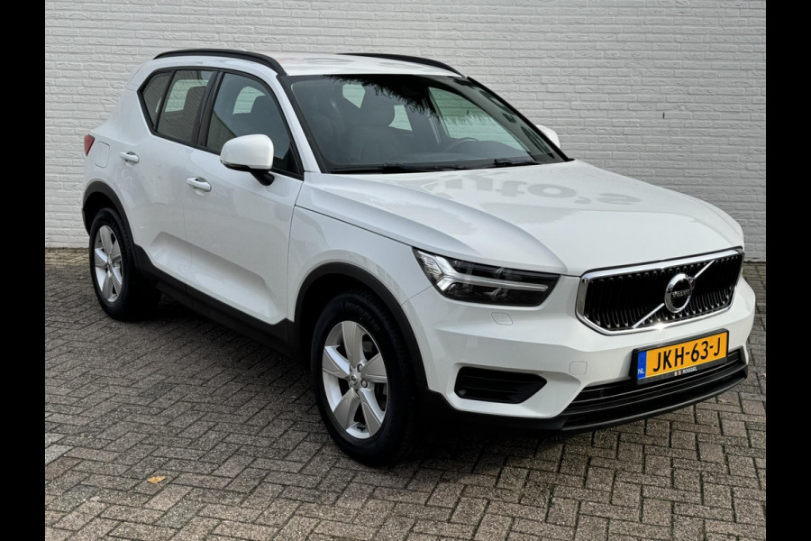Volvo XC40 1.5 T3 Adaptive cruise Climate control Stoelverwarming Navigatie LED koplampen parkeersensor achter