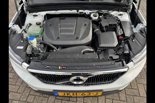 Volvo XC40 1.5 T3 Adaptive cruise Climate control Stoelverwarming Navigatie LED koplampen parkeersensor achter