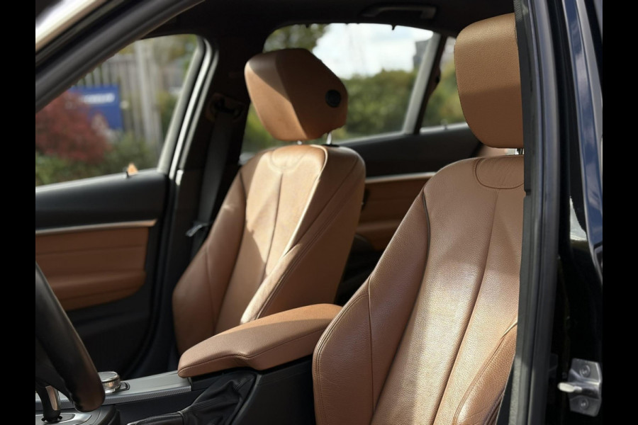 BMW 3 Serie 318i Corporate Lease High Executive | M Sport, Navi, Carplay/Android, Camera, Stoelverw., Leder, Cruise, Climate | NAP