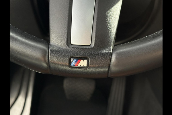 BMW 3 Serie 318i Corporate Lease High Executive | M Sport, Navi, Carplay/Android, Camera, Stoelverw., Leder, Cruise, Climate | NAP