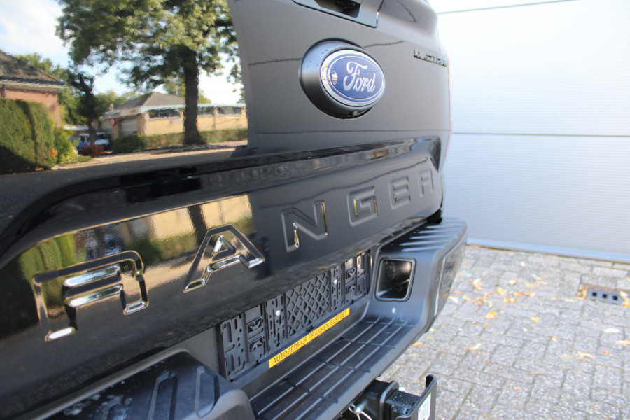 Ford Ranger 2.3 Double Cab PHEV Wildtrak | B&O | Trekhaak | Elektr. Rolhoes | BLIS | Adaptieve cruise Actieweken 1 t/m 15 november!