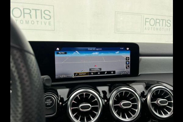 Mercedes-Benz A-Klasse 250 e Business Solution AMG Limited NL-AUTO | PANO| SFEEVERL | CAMERA | MEMORY |