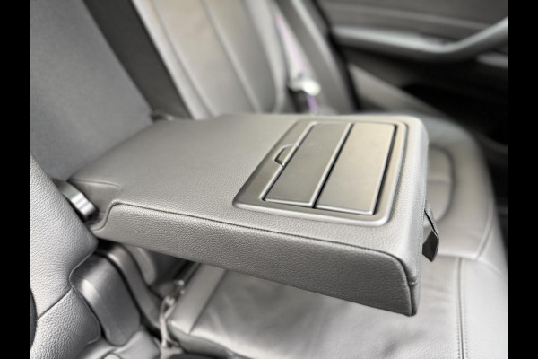 BMW X1 xDrive25e M-sport Automaat | Panoramadak | Leren bekleding | LED verlichting | Stoel en Stuurwielverwarming | Trekhaak afneembaa