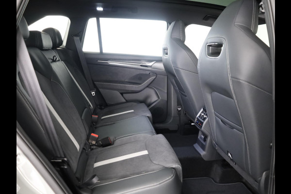 Škoda Kodiaq Sportline Business 1.5 TSI PHEV 204 PK | Elek. stoelen | Panoramadak | Verwarmbare stoelen voor en achter | Canton Sound |