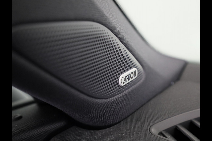 Škoda Kodiaq Sportline Business 1.5 TSI PHEV 204 PK | Elek. stoelen | Panoramadak | Verwarmbare stoelen voor en achter | Canton Sound |