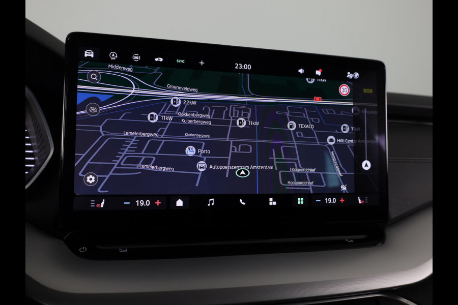 Škoda Octavia Combi 1.5 TSI MHEV Business Edition 115 pk DSG | Verlengde garantie | Navigatie | Trekhaak (wegklapbaar) | Parkeersensoren | Achteruitrijcamera | Stoelverwarming |