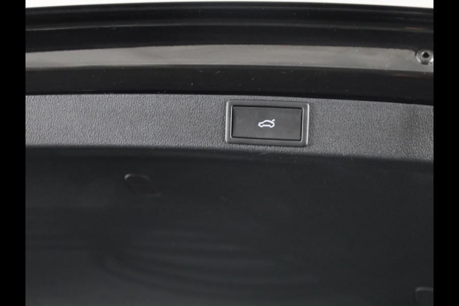 Škoda Octavia Combi 1.5 TSI MHEV Business Edition 115 pk DSG | Verlengde garantie | Navigatie | Trekhaak (wegklapbaar) | Parkeersensoren | Achteruitrijcamera | Stoelverwarming |