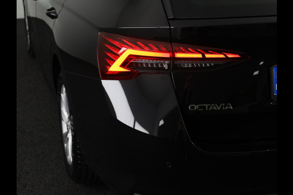 Škoda Octavia Combi 1.5 TSI MHEV Business Edition 115 pk DSG | Verlengde garantie | Navigatie | Trekhaak (wegklapbaar) | Parkeersensoren | Achteruitrijcamera | Stoelverwarming |