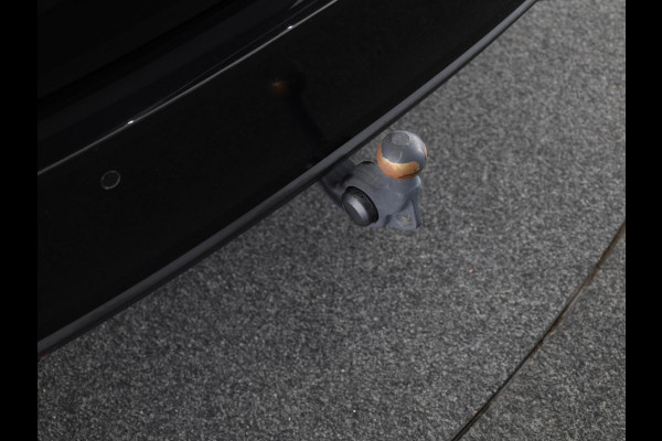 Škoda Octavia Combi 1.5 TSI MHEV Business Edition 115 pk DSG | Verlengde garantie | Navigatie | Trekhaak (wegklapbaar) | Parkeersensoren | Achteruitrijcamera | Stoelverwarming |