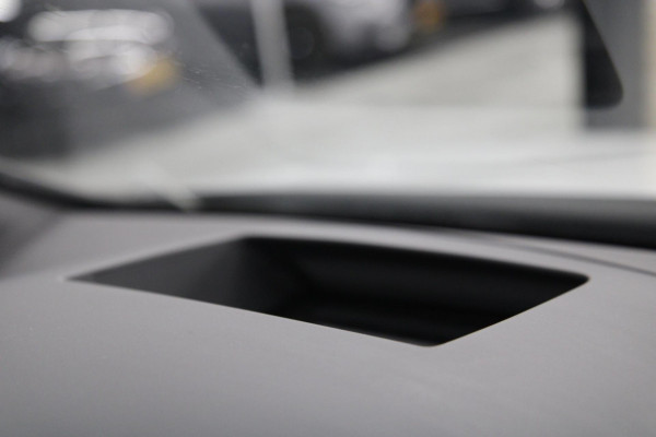 Volkswagen Golf 1.4 eHybrid GTE / PANO/HUD/IQLIGHT/CAM/CARPLAY/VOL