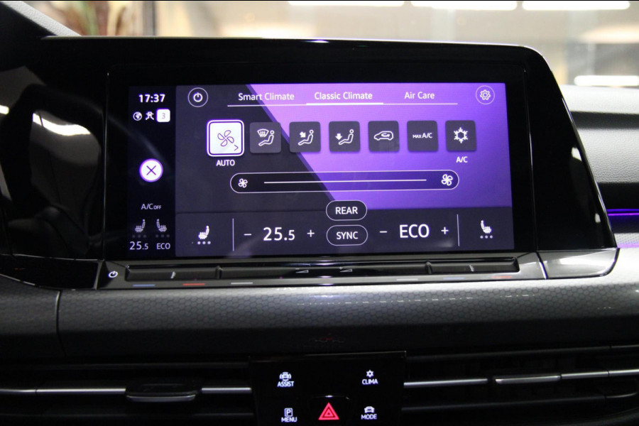 Volkswagen Golf 1.4 eHybrid GTE / PANO/HUD/IQLIGHT/CAM/CARPLAY/VOL