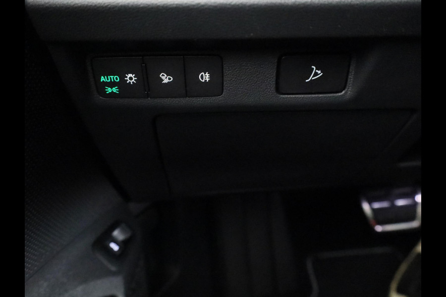 Škoda Enyaq 60 Sportline 204 pk | Panoramadak | Adaptive Cruise Control | Blind Spot |