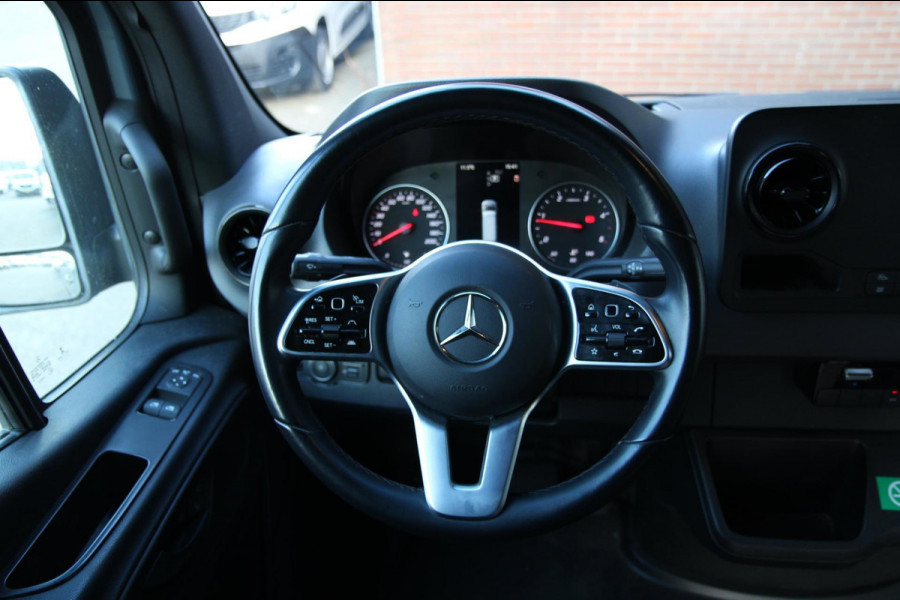Mercedes-Benz Sprinter 315 1.9 CDI automaat L2H2 FWD / BLIS / Camera / Adaptieve cruisecontrol