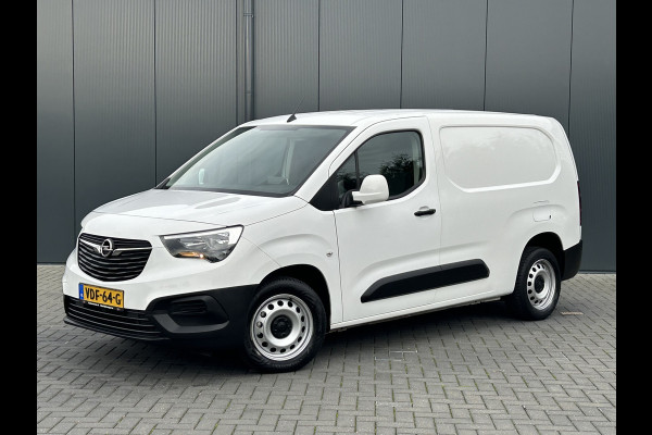 Opel Combo 1.5D 102 PK / L2H1 / 22.719 KM !! / 1e EIG. / INRICHTING / AIRCO / CRUISE / NAVI / APPLE CARPLAY / PDC