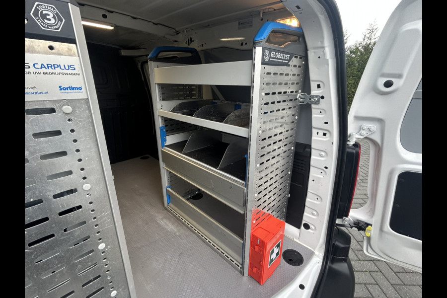 Opel Combo 1.5D 102 PK / L2H1 / 22.719 KM !! / 1e EIG. / INRICHTING / AIRCO / CRUISE / NAVI / APPLE CARPLAY / PDC