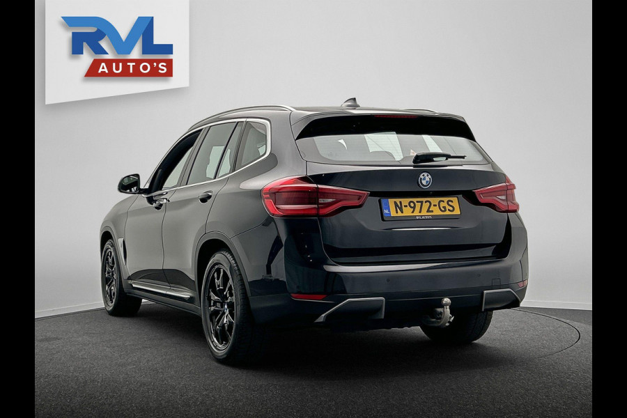 BMW iX3 Executive 80 kWh * SOH 98% * Pano/dak Trekhaak Camera Origineel NL