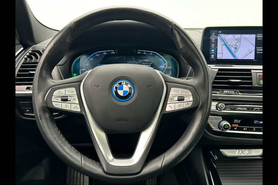 BMW iX3 Executive 80 kWh * SOH 98% * Pano/dak Trekhaak Camera Origineel NL