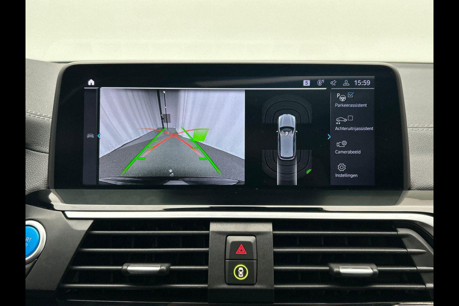 BMW iX3 Executive 80 kWh * SOH 98% * Pano/dak Trekhaak Camera Origineel NL