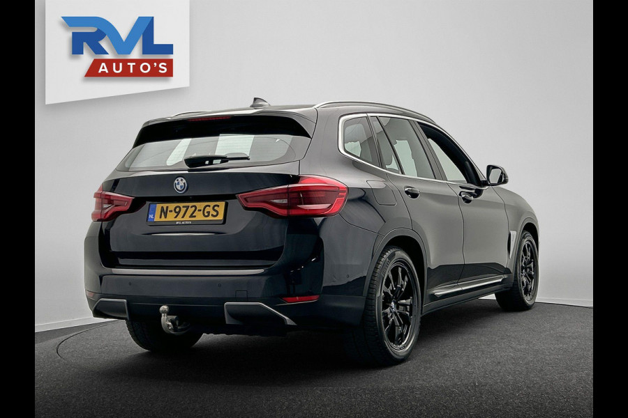 BMW iX3 Executive 80 kWh * SOH 98% * Pano/dak Trekhaak Camera Origineel NL