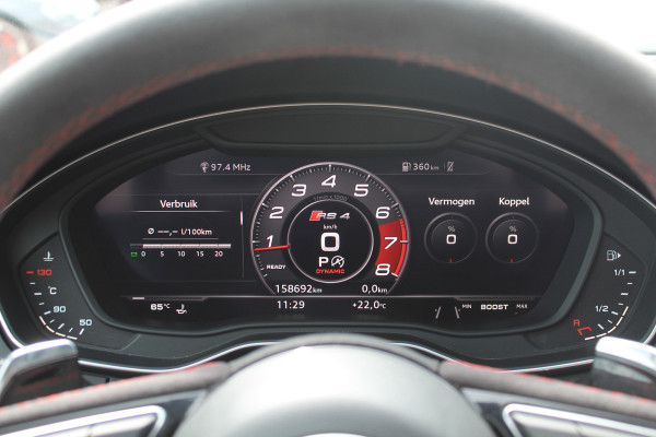 Audi RS4 Avant 2.9 TFSI quattro / Full option / Keramisch / Panoramadak / 360Camera / Carbon / Head-up / Sportuitlaat / 20'' / Luxe Leder / Dodehoek / Virtual Cockpit / Stoelmassage / B&O