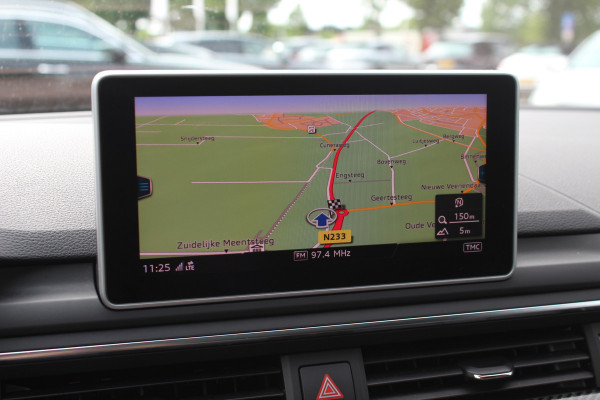 Audi RS4 Avant 2.9 TFSI quattro / Full option / Keramisch / Panoramadak / 360Camera / Carbon / Head-up / Sportuitlaat / 20'' / Luxe Leder / Dodehoek / Virtual Cockpit / Stoelmassage / B&O