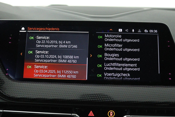 BMW 1-serie 118i Executive Edition (TREKHAAK, DIGITALE COCKPIT, CAMERA, SFEERVERLICHTING, PARKEERSENSOREN, DEALER ONDERHOUDEN)