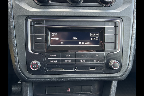 Volkswagen Caddy 2.0 TDI 102 PK / L2H1 / 1e EIG. / **STOELVERWARMING** / TREKHAAK / INRICHTING / AIRCO / CRUISE / BLUETOOTH / PDC