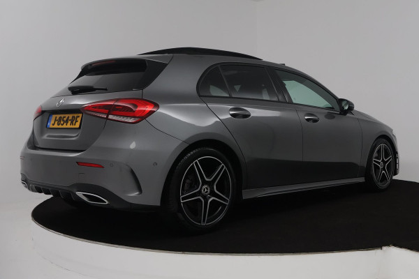 Mercedes-Benz A-Klasse 180 Business Solution AMG (PANORAMADAK, SFEERVERLICHTING, STOELVERWARMING, ELEKTR STOELEN, SENSOREN)