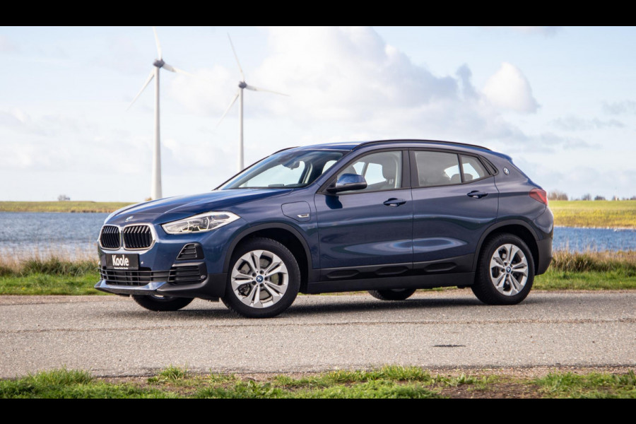 BMW X2 xDrive25e Executive CAMERA / LEDER / PLUG IN HYBRID / STOELVERWARMING