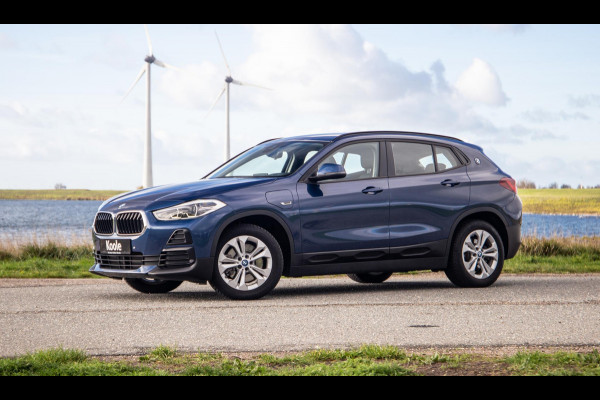 BMW X2 xDrive25e Executive CAMERA / LEDER / PLUG IN HYBRID / STOELVERWARMING