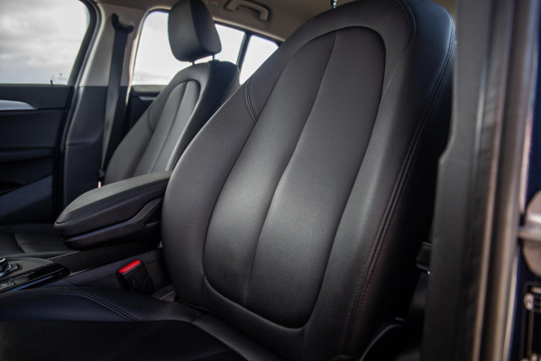 BMW X2 xDrive25e Executive CAMERA / LEDER / PLUG IN HYBRID / STOELVERWARMING