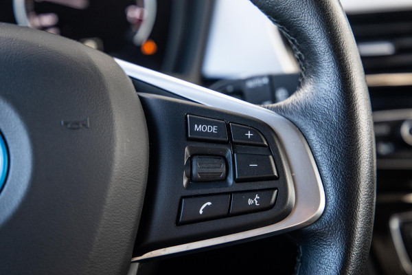 BMW X2 xDrive25e Executive CAMERA / LEDER / PLUG IN HYBRID / STOELVERWARMING