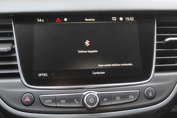 Opel Crossland 1.2 Turbo Ultimate , 110pk , Hoge zit veel comfort Climate control , Cruise control , AGR stoelen voor Navigatie , Bleutooth , Apple Carplay , Camera