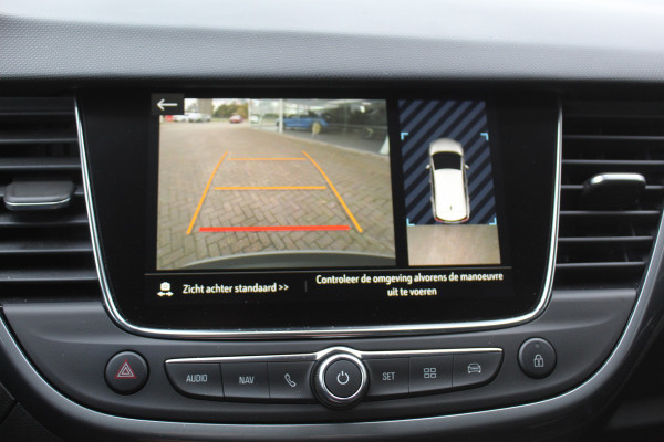 Opel Crossland 1.2 Turbo Ultimate , 110pk , Hoge zit veel comfort Climate control , Cruise control , AGR stoelen voor Navigatie , Bleutooth , Apple Carplay , Camera
