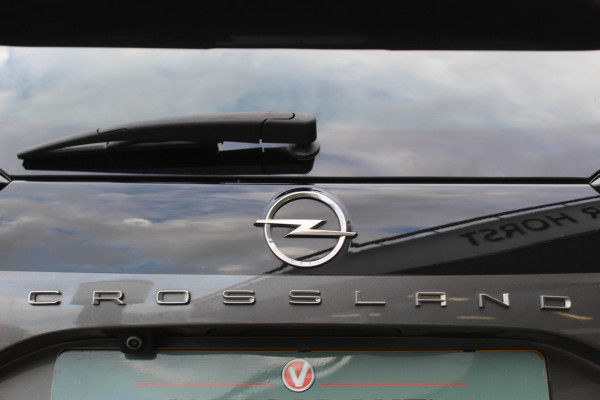 Opel Crossland 1.2 Turbo Ultimate , 110pk , Hoge zit veel comfort Climate control , Cruise control , AGR stoelen voor Navigatie , Bleutooth , Apple Carplay , Camera