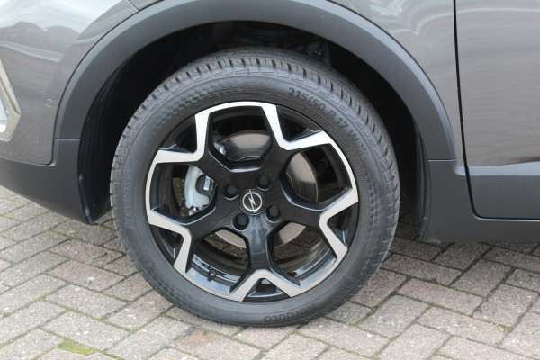 Opel Crossland 1.2 Turbo Ultimate , 110pk , Hoge zit veel comfort Climate control , Cruise control , AGR stoelen voor Navigatie , Bleutooth , Apple Carplay , Camera