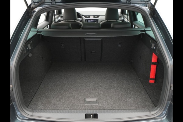 Škoda Octavia Combi 1.5 TSI 150pk DSG Greentech Business Edition Panorama Trekhaak Stoelverwarming Carplay 189