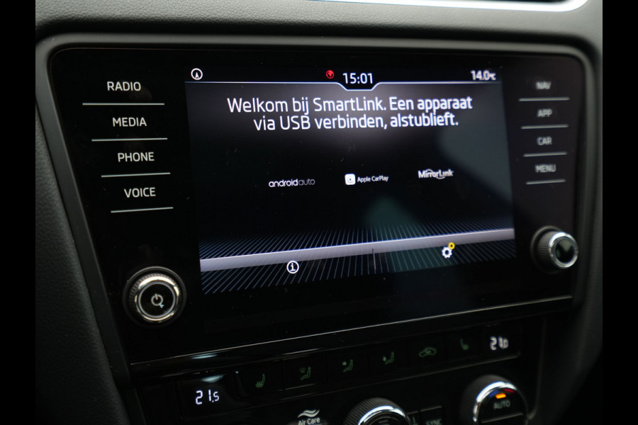 Škoda Octavia Combi 1.5 TSI 150pk DSG Greentech Business Edition Panorama Trekhaak Stoelverwarming Carplay 189