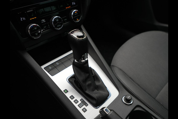Škoda Octavia Combi 1.5 TSI 150pk DSG Greentech Business Edition Panorama Trekhaak Stoelverwarming Carplay 189